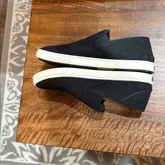 OluKai Pehuea Shoes. Black. Sz. 7. Slip on loafers. Boat shoes. - Picture 3 of 7
